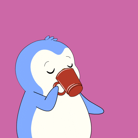 Buildt Academy Opiniones 2025 – ¿Es estafa o realmente merece la pena este curso de IA y Automatización? GIF gracioso de un pingüino escupiendo café sorprendido, usado como reacción divertida en el artículo sobre Buildt Academy